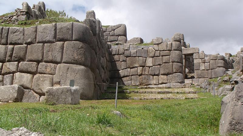 Sacsaywaman Cusco Steves (6).JPG